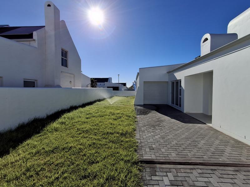 3 Bedroom Property for Sale in Lampiesbaai Western Cape